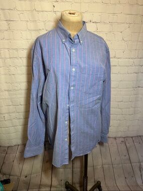 NWOT Preppy Golf Old Navy Everyday Shirt Slim Fit Blue and Pink Stripe Button Up